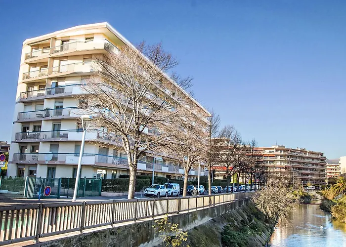 Апартаменты Le Beach-4 By Interhome